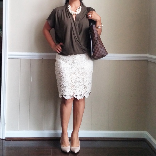 Neutral Work outfit, http://chicinacademia.com